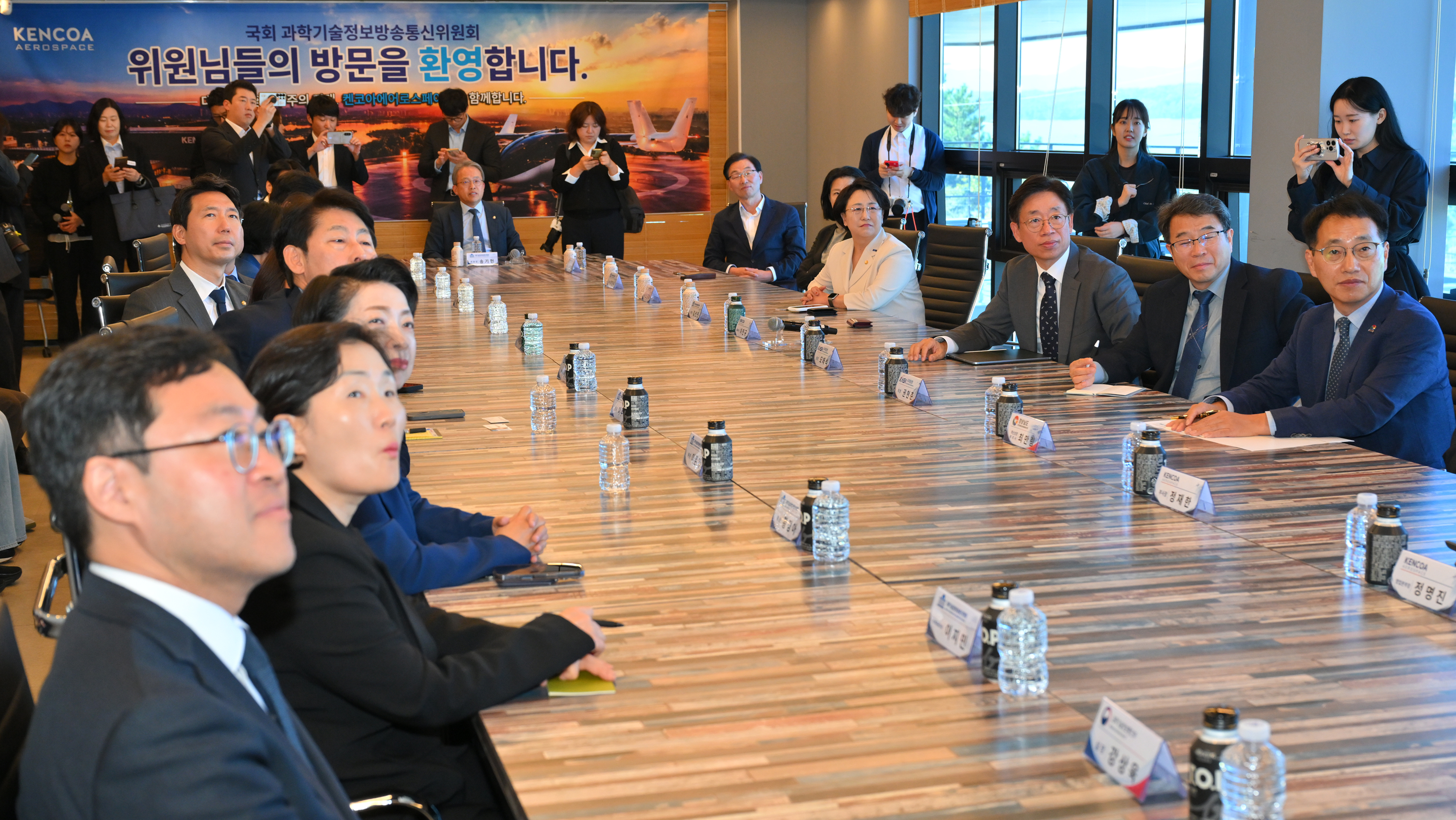 경남도, 국회 과방위 우주항공산업 현장시찰 동행… 기업 애로 청취·국비 지원 건의